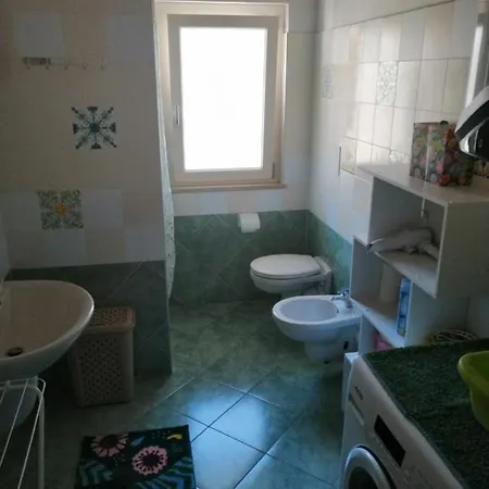 Apartamento Cascina Legnago Trilocale A 6 Chilometri Da Salo'