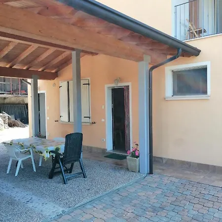 Cascina Legnago Trilocale A 6 Chilometri Da Salo'