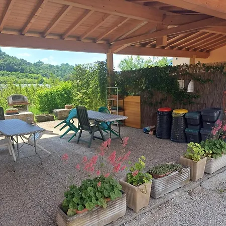Apartamento Cascina Legnago Trilocale A 6 Chilometri Da Salo' *